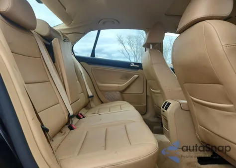 2009 Volkswagen Jetta Se from USA, damaged, VIN 3VWRZ71K59M137674